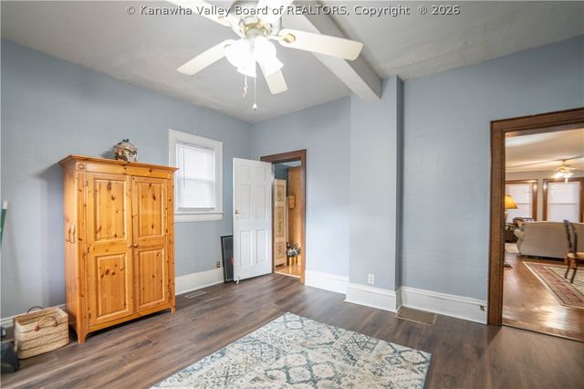 513 Hall Street, Charleston, WV 25302