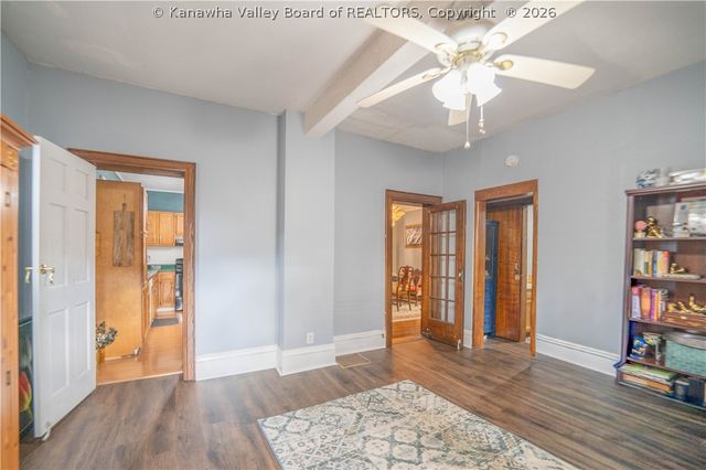 513 Hall Street, Charleston, WV 25302