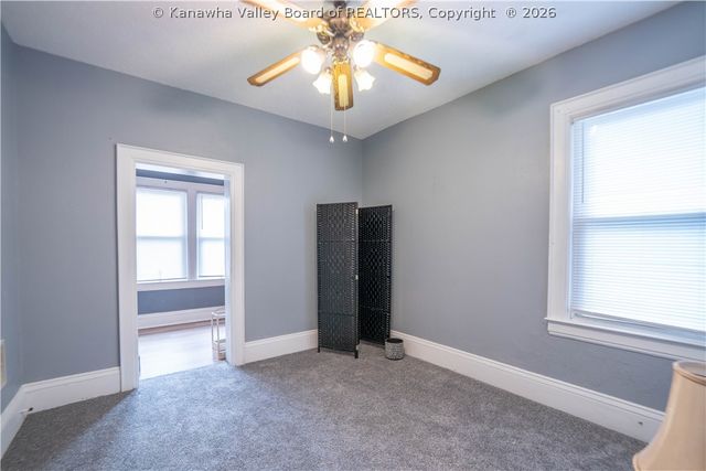 513 Hall Street, Charleston, WV 25302