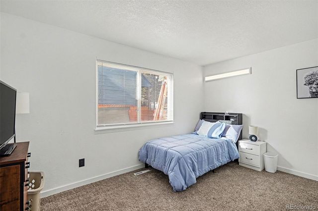 14894 E Warren Avenue, Aurora, CO 80014