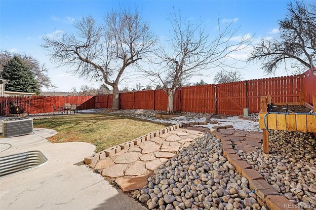 14894 E Warren Avenue, Aurora, CO 80014