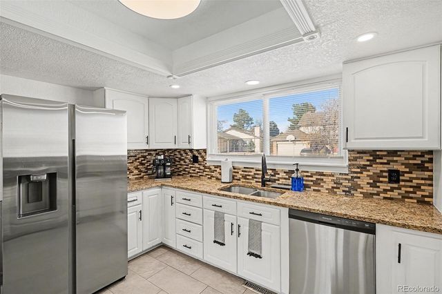 14894 E Warren Avenue, Aurora, CO 80014