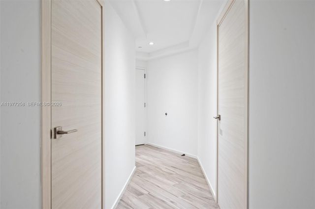 801 S Miami Ave 2705, Miami, FL 33130