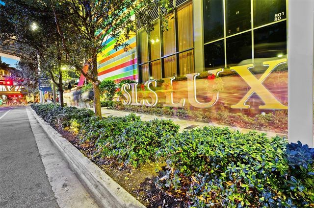 801 S Miami Ave 2705, Miami, FL 33130