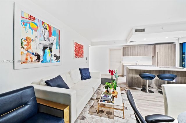 801 S Miami Ave 2705, Miami, FL 33130