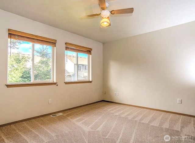 9124 Lewis NE, Lacey, WA 98516