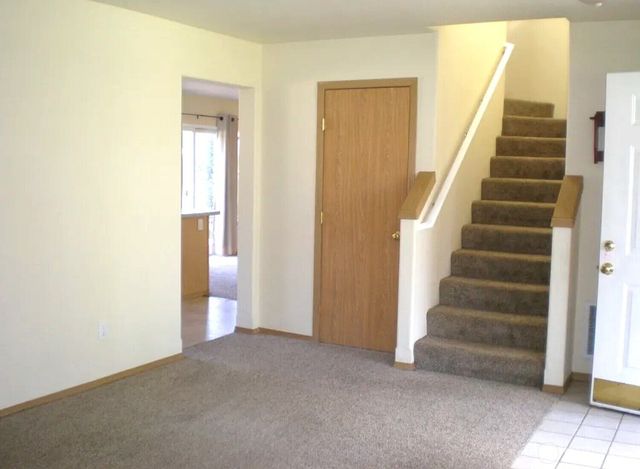 9124 Lewis NE, Lacey, WA 98516