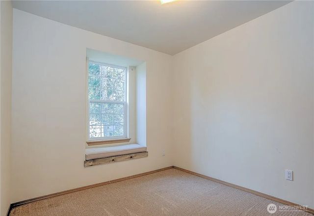 9124 Lewis NE, Lacey, WA 98516