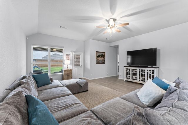 30007 Willow Cove Lane, Brookshire, TX 77423