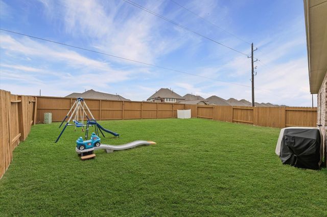 30007 Willow Cove Lane, Brookshire, TX 77423
