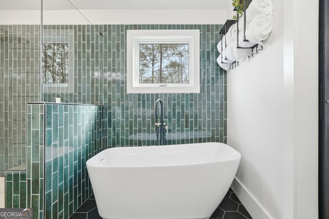 850 Land Road, Canton, GA 30114