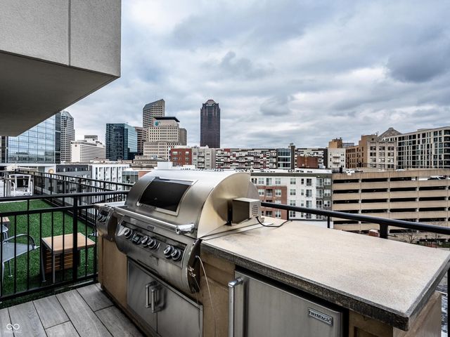 333 Massachusetts Avenue 702, Indianapolis, IN 46204