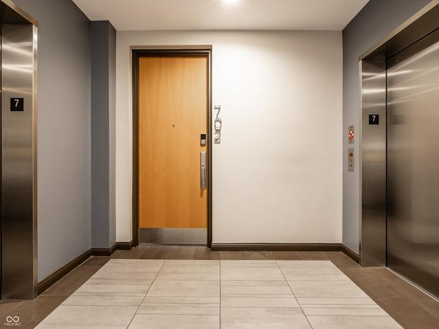 333 Massachusetts Avenue 702, Indianapolis, IN 46204