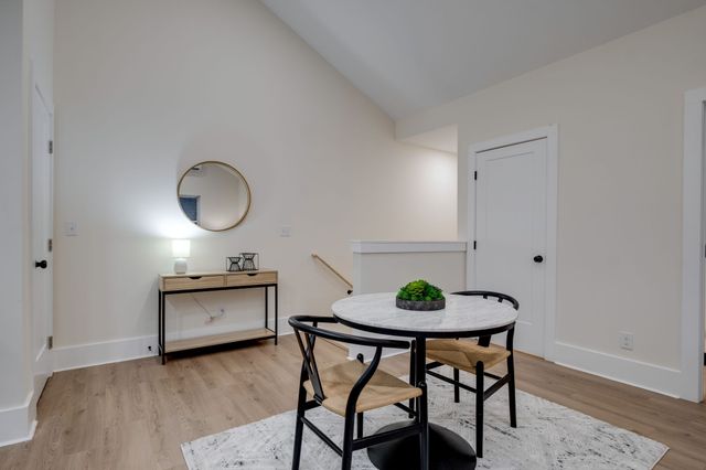 736 Douglas Avenue, Nashville, TN 37207