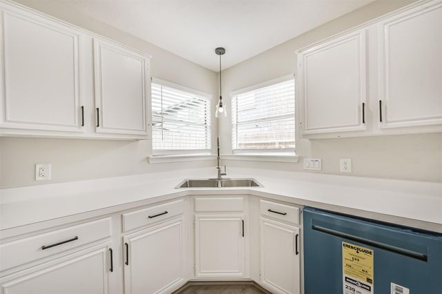 3823 Cann Drive, Pasadena, TX 77503