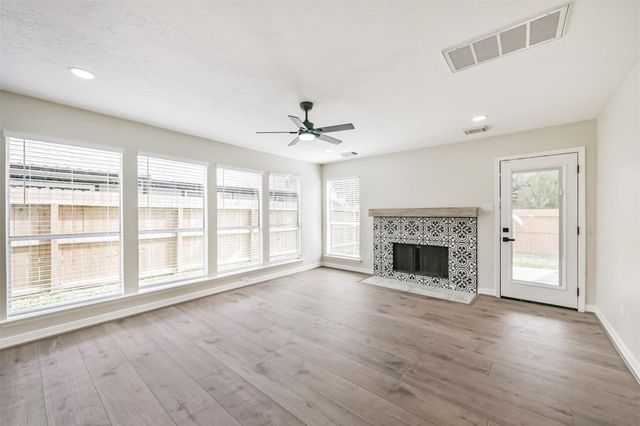 3823 Cann Drive, Pasadena, TX 77503