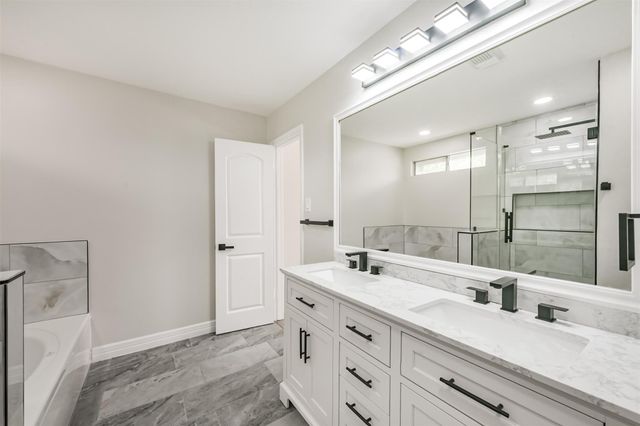 3823 Cann Drive, Pasadena, TX 77503