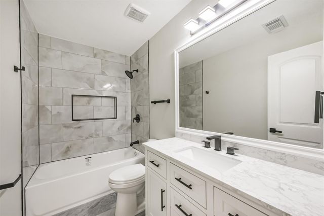 3823 Cann Drive, Pasadena, TX 77503