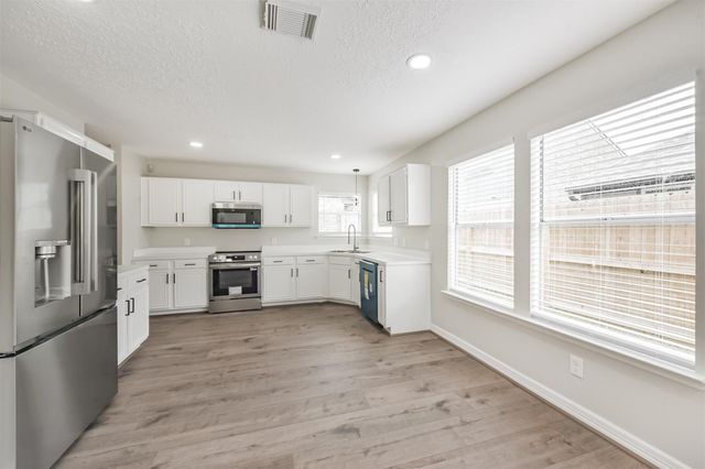 3823 Cann Drive, Pasadena, TX 77503