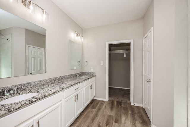 2226 Moffatt Avenue, Dallas, TX 75216