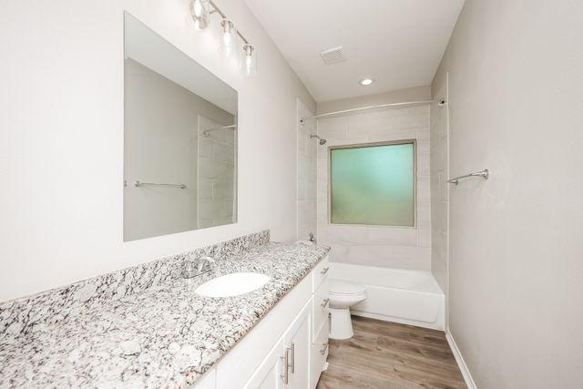 2226 Moffatt Avenue, Dallas, TX 75216