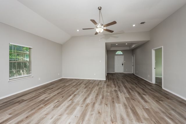 2226 Moffatt Avenue, Dallas, TX 75216