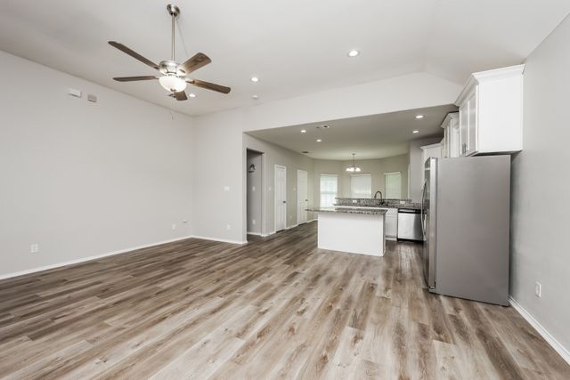 2226 Moffatt Avenue, Dallas, TX 75216