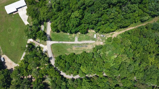 1990 Sulphur College Rd, Hartsville, TN 37074