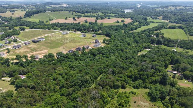 1990 Sulphur College Rd, Hartsville, TN 37074