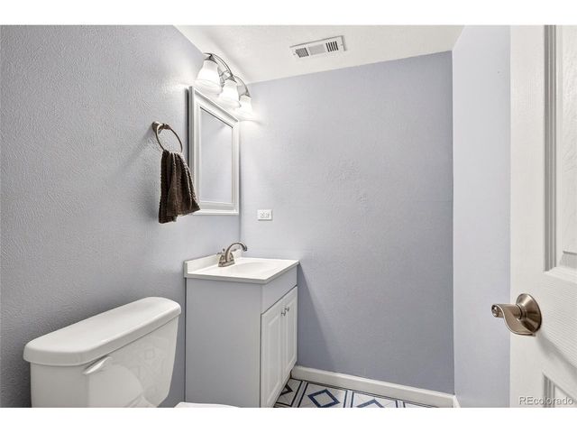 13040 W 63rd Pl A, Arvada, CO 80004