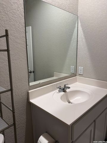 10526 Lateleaf Oak, San Antonio, TX 78223