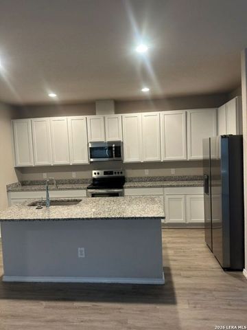 10526 Lateleaf Oak, San Antonio, TX 78223
