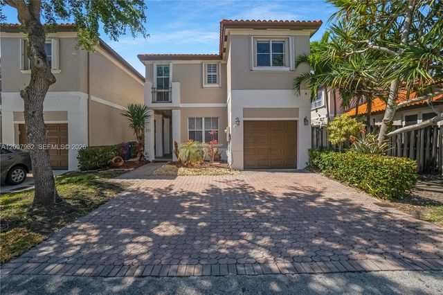 8334 NW 144th Ter, Miami Lakes, FL 33016