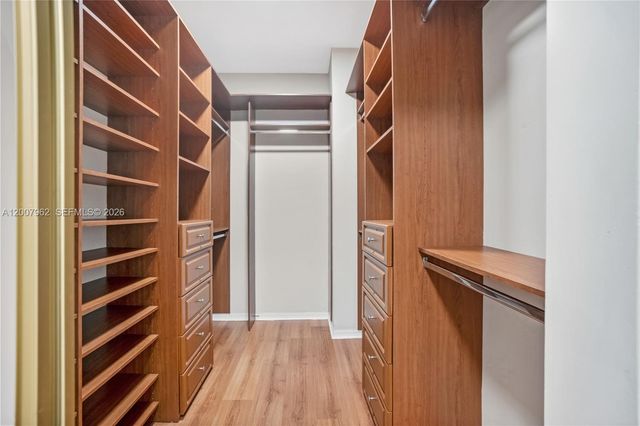 8334 NW 144th Ter, Miami Lakes, FL 33016