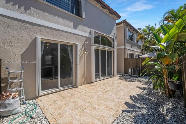 8334 NW 144th Ter, Miami Lakes, FL 33016