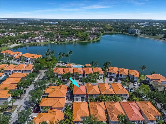 8334 NW 144th Ter, Miami Lakes, FL 33016