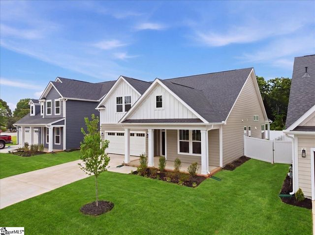 7 Pelham Crossing Drive, Greenville, SC 29615