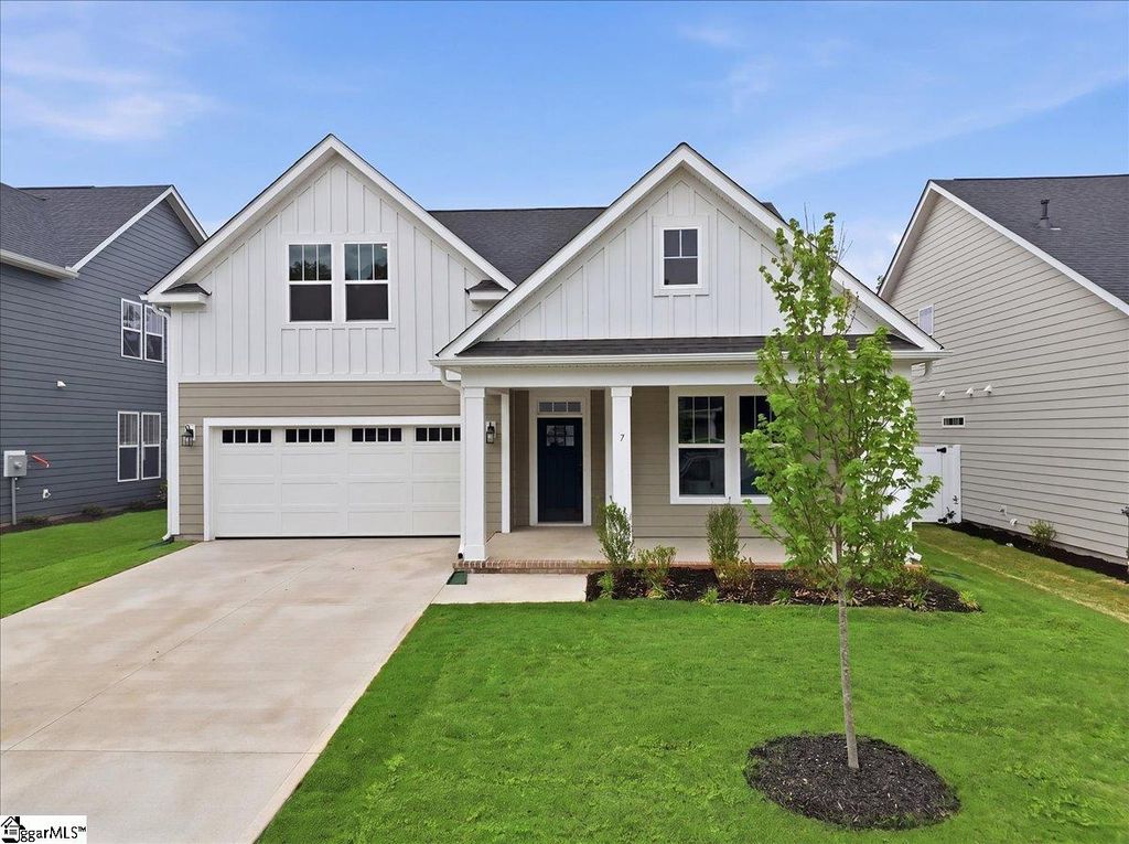 7 Pelham Crossing Drive, Greenville, SC 29615