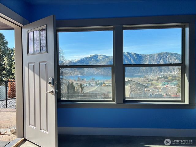 23 Katalpa Lane, Manson, WA 98831