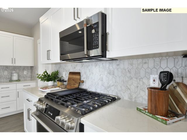 14575 Nw LEGEND St, Portland, OR 97229