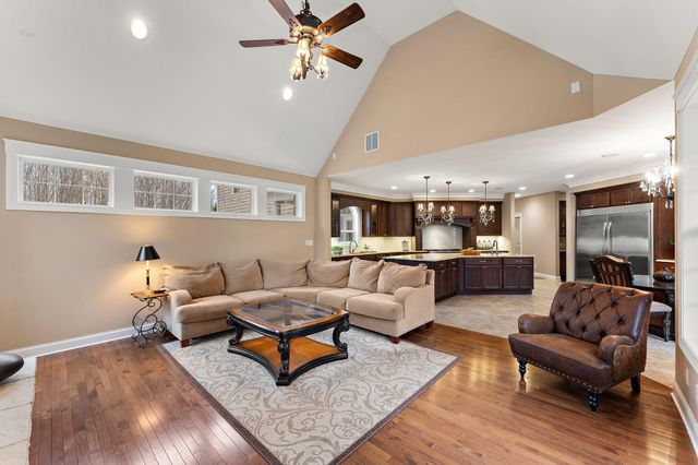 474 E 1200 N, Chesterton, IN 46304