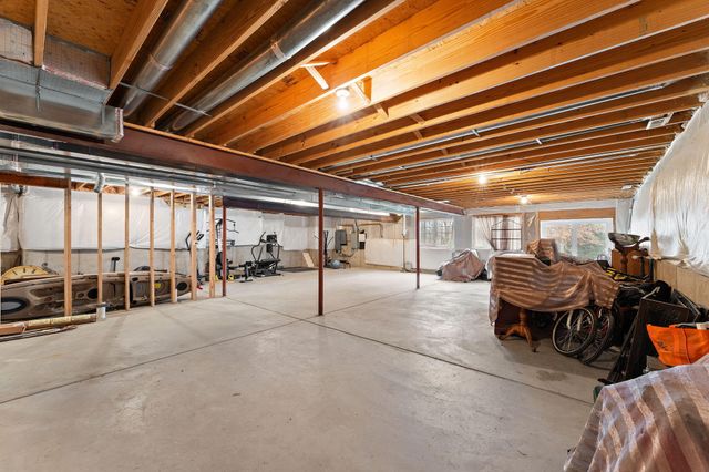 474 E 1200 N, Chesterton, IN 46304