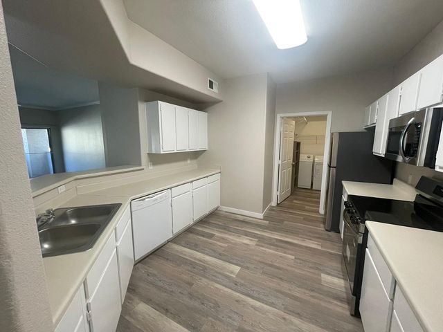 3236 E Chandler Boulevard Unit 1040, Phoenix, AZ 85048