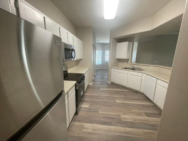 3236 E Chandler Boulevard Unit 1040, Phoenix, AZ 85048