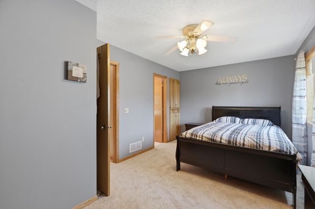 1490 Mallard Place, Waconia, MN 55387