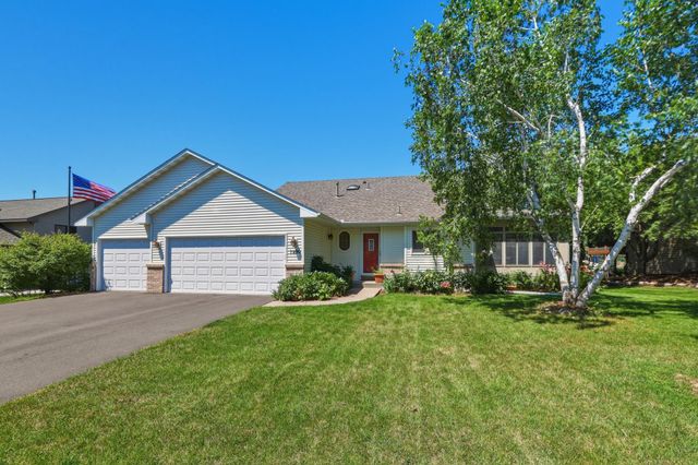 1490 Mallard Place, Waconia, MN 55387