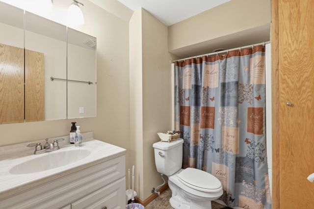 1490 Mallard Place, Waconia, MN 55387