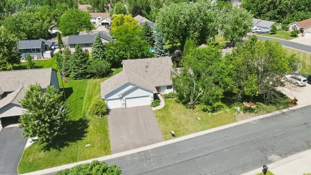 1490 Mallard Place, Waconia, MN 55387