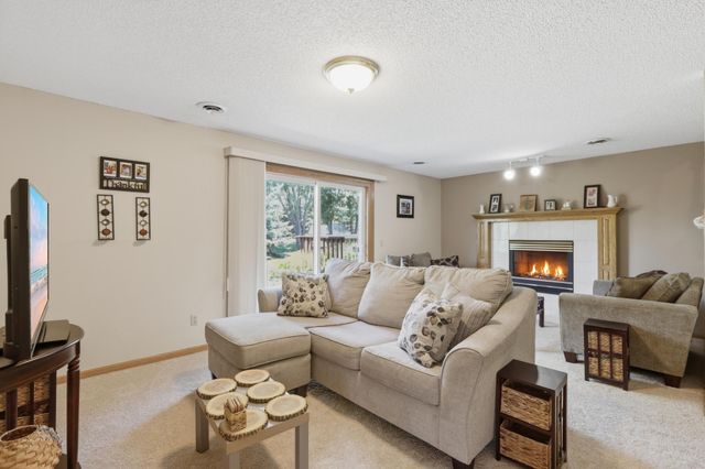 1490 Mallard Place, Waconia, MN 55387