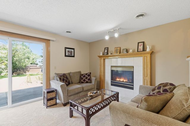 1490 Mallard Place, Waconia, MN 55387